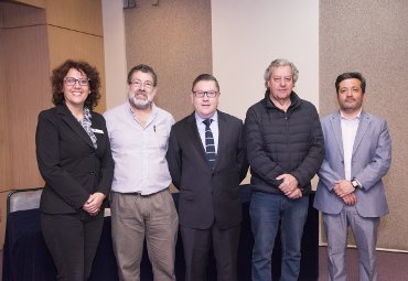 En la PUCV se realizó seminario sobre la inclusión de la sustentabilidad en el currículum - Foto 1