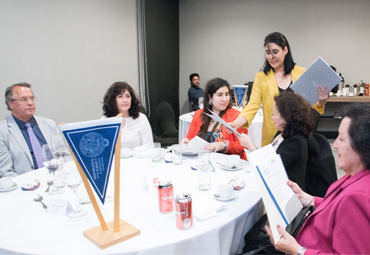 Orientadores de establecimientos educacionales participan en encuentro organizado por la PUCV - Foto 2