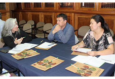 Docentes PUCV asisten a Taller sobre el Abordaje del Espectro Autista en el Aula - Foto 1