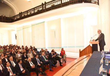 Cátedra de la Fundación Edmundo Eluchans ofrece debate sobre la independencia de la justicia - Foto 2