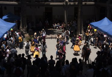 PUCV despide a alumnos extranjeros en celebración del Día Internacional - Foto 4