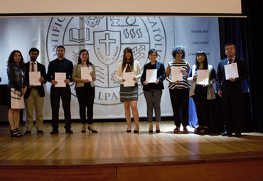 Unidad de Formación Inicial Docente PUCV certifica a más de 80 docentes en Diplomado de Mentoría - Foto 2