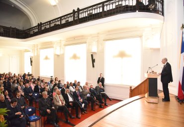 Dr. Joseph Ramos abordó los desafíos que enfrenta un profesor católico en la Inauguración del Año Académico - Foto 3