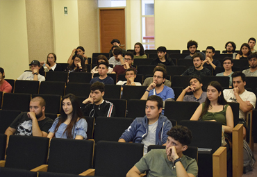 Más de 1.700 estudiantes inscritos en asignaturas Formación Fundamental en formato B-Learning - Foto 2