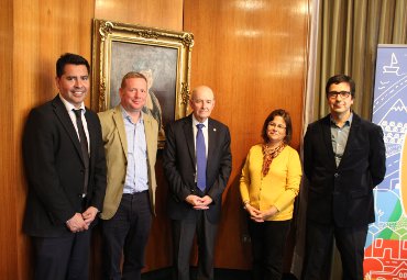 PUCV y SERVIU de Valparaíso firman convenio de colaboración por Paseo Borde Costero Barón - Foto 2