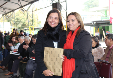 PUCV presenta Material Pedagógico Fondo Margot Loyola en Liceo Eduardo Frei Montalva de Ñuñoa - Foto 4