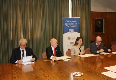 Consejo de Rectores de Valparaíso firma convenio de colaboración con Ministerio de la Mujer y la Equidad de Género - Foto 3