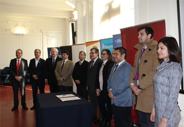 Red PRES y SENDA Valparaíso firma acuerdo protocolar de colaboración para prevenir el consumo de drogas - Foto 4