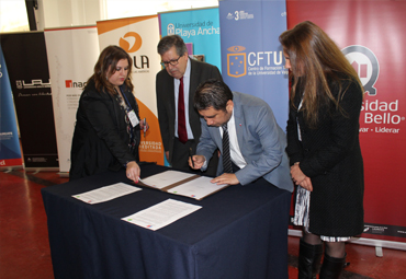 Red PRES y SENDA Valparaíso firma acuerdo protocolar de colaboración para prevenir el consumo de drogas - Foto 3
