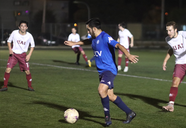Fútbol masculino LDES Valparaíso: PUCV se mantiene invicto en el grupo A
