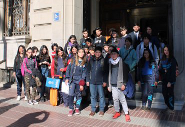 30 estudiantes de Quintero ingresaron por primera vez a BETA PUCV - Foto 1