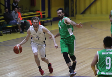 Básquetbol masculino LDES Valparaíso: PUCV se acerca a las semifinales en el grupo B - Foto 1