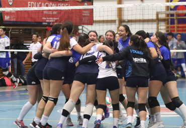 PUCV clasificó a las finales nacionales en voleibol femenino de la Ligas de Educación Superior - Foto 1