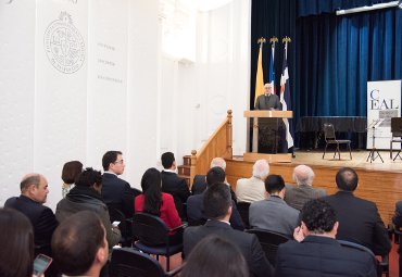 CEAL gradúa a nueva generación del Magíster y Postítulo en Relaciones Internacionales - Foto 1