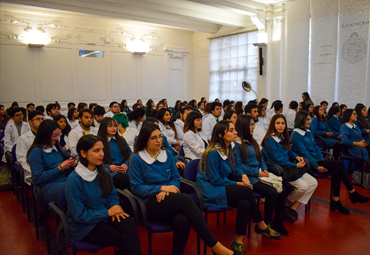 143 estudiantes participan en ceremonia de Investidura de Práctica Inicial Docente - Foto 2