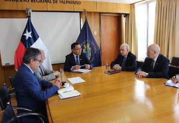 Consejo de Rectores de Valparaíso se reúne con el Intendente Jorge Martínez para afrontar crisis en la región - Foto 3
