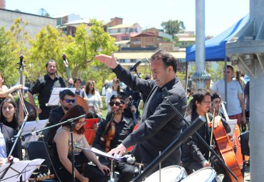 IMUS: Más de mil personas disfrutaron del Concierto por la Paz y la Dignidad de Chile realizado en el Parque Cultural de Valparaíso - Foto 1