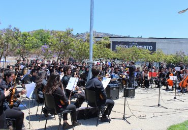 IMUS: Más de mil personas disfrutaron del Concierto por la Paz y la Dignidad de Chile realizado en el Parque Cultural de Valparaíso - Foto 2