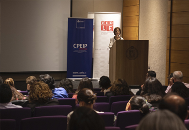 Seminario abordó la formación en liderazgo educativo en Chile y desafíos para abordar el desarrollo profesional docente - Foto 3