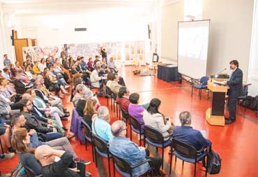 PUCV rinde homenaje a ex alumna María Isabel Gutiérrez al entregarle grado póstumo y simbólico - Foto 4