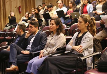 Escuela de Derecho realiza Seminario sobre “Desafíos de la sostenibilidad para la gran empresa y las pymes” - Foto 4