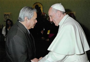 Papa Francisco ratifica a profesor Carlos Salinas como miembro del Pontificio Comité de Ciencias Históricas