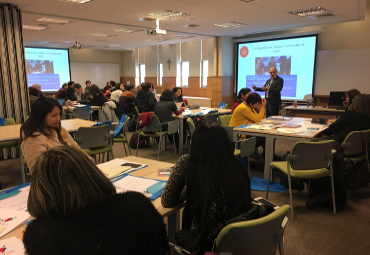 Centro de Líderes Educativos realiza libro que entrega herramientas de aprendizaje para docentes - Foto 2