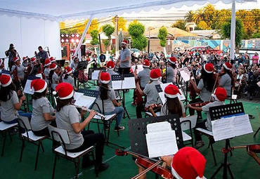 Orquesta de Cámara PUCV y orquestas FOSILA presentarán "Villancicos de Navidad"