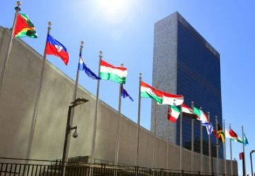 Exalumna del Magíster en Relaciones Internacionales relata su experiencia en Naciones Unidas - Foto 2