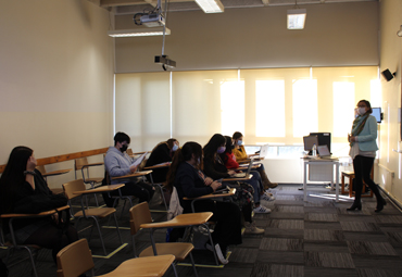 PUCV da inicio a clases presenciales para cursos superiores - Foto 1