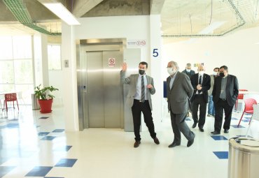 PUCV inaugura nuevo Edificio de la Escuela de Ciencias del Mar en el Campus Curauma - Foto 3