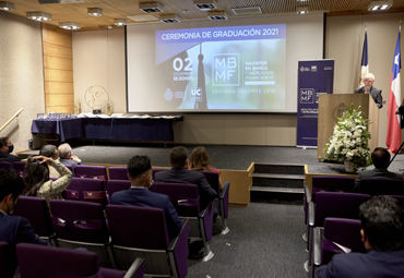 Magíster en Banca y Mercados Financieros realiza ceremonia de graduación de su segunda cohorte - Foto 3