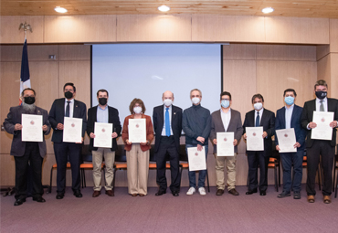 Académicos PUCV son reconocidos con la jerarquía de profesor titular - Foto 3