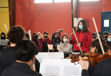 Orquesta Clásica PUCV retoma conciertos educacionales presenciales en Liceo Bicentenario de Viña del Mar