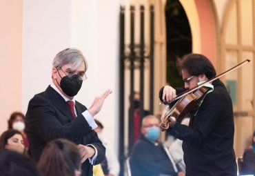 Orquesta Clásica y Coro de Cámara PUCV realizaron conciertos de Semana Santa - Foto 2