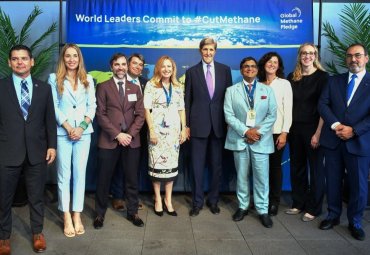 Secretario John Kerry y el CEO del Global Methane Hub, Marcelo Mena anuncian acciones para apoyar compromiso con Global Methane Pledge