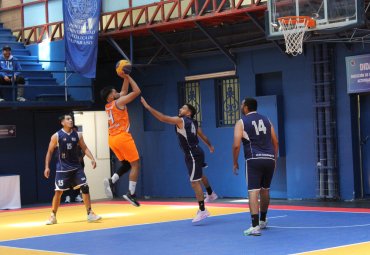 Comenzó Campeonato Nacional Universitario de Básquetbol 3x3 en la PUCV - Foto 4