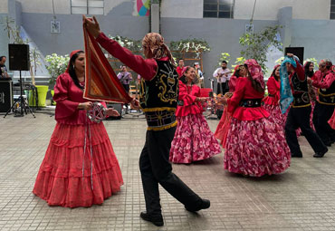 Con música y danzas tradicionales se realiza Saludo al Pesebre