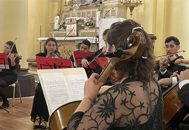 Orquesta de Cámara realiza concierto en beneficio de familias damnificadas por incendio - Foto 4