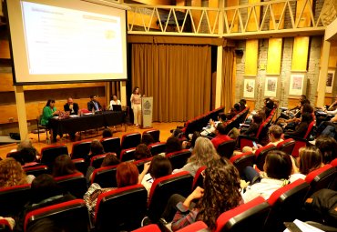 Expertos PUCV abordan desafíos sobre violencia infantil en congreso sobre la materia - Foto 2