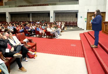 Expertos PUCV abordan desafíos sobre violencia infantil en congreso sobre la materia - Foto 1