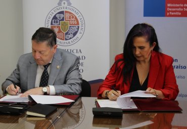 Universidad suscribe alianza con Secretaría Regional Ministerial de Desarrollo Social y Familia - Foto 2