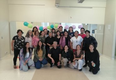 PUCV desarrolla programa que promueve el bienestar de cuidadoras y personas mayores en Valparaíso