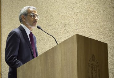 Ministro de Justicia inauguró año académico del Magíster en Derecho Administrativo PUCV - Foto 3
