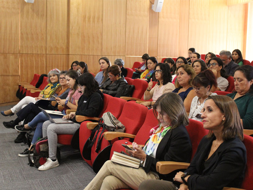 Expertas reflexionan cómo potenciar la equidad de género en las universidades