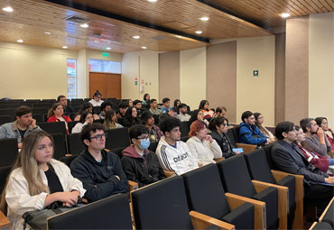 Estudiantes valoran ciclo de charlas sobre Inserción Laboral