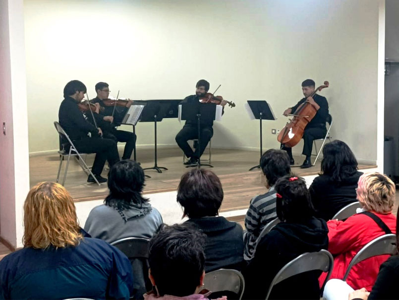 IMUS lleva música clásica a estudiantes de colegios y liceos de Valparaíso