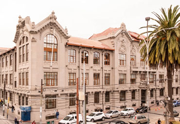 Ceremonia reconocimiento a académicas/os que acceden a jerarquía de Profesor Titular