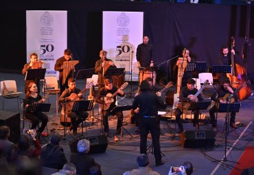 Orquestas PUCV y Nano Stern brindaron concierto conmemorativo de los 50 años del golpe de Estado - Foto 3
