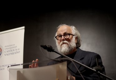 Profesor Jorge Ferrada inaugura colección con libro “Utopía y Marginalidad”